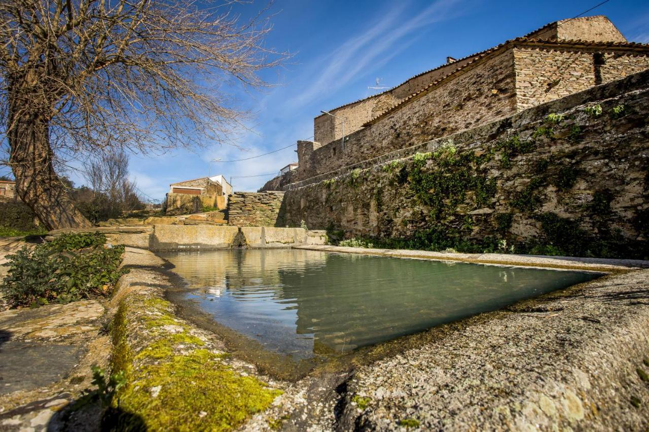 El Hogar Del Herrero Ahigal de los Aceiteros Εξωτερικό φωτογραφία